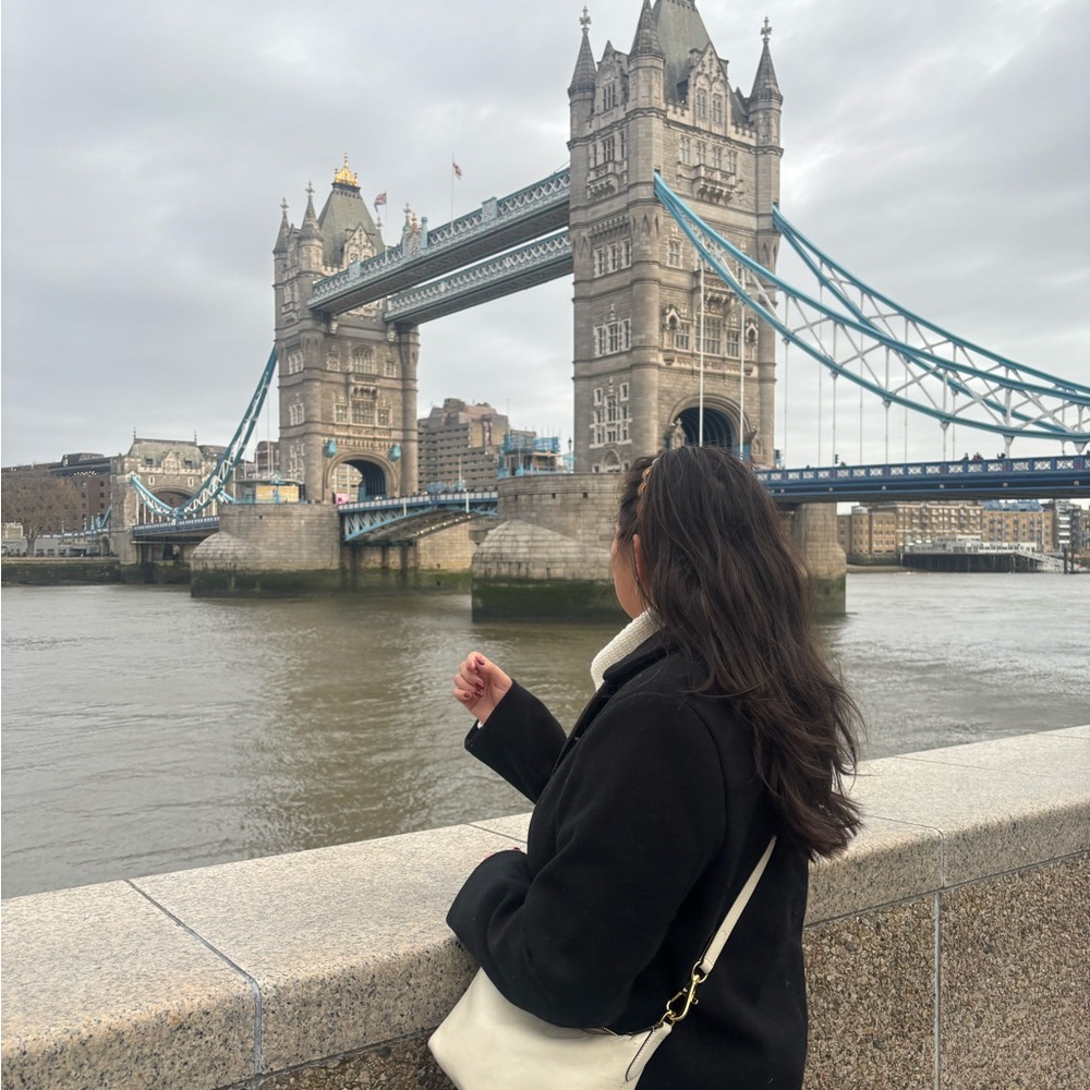 Meet your Posher, Kayla